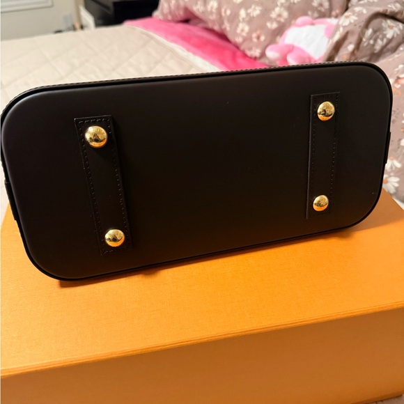 Louis Vuitton Damien Ebene Alma - Picture 12 of 15